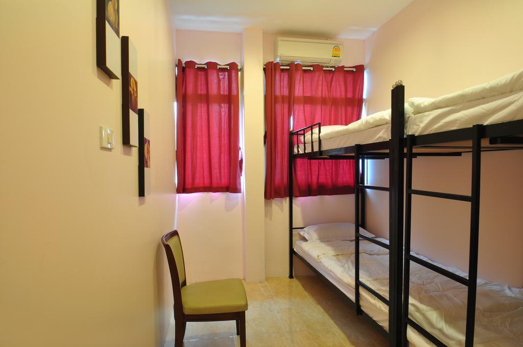 Orchid Hostel بانكوك الغرفة الصورة